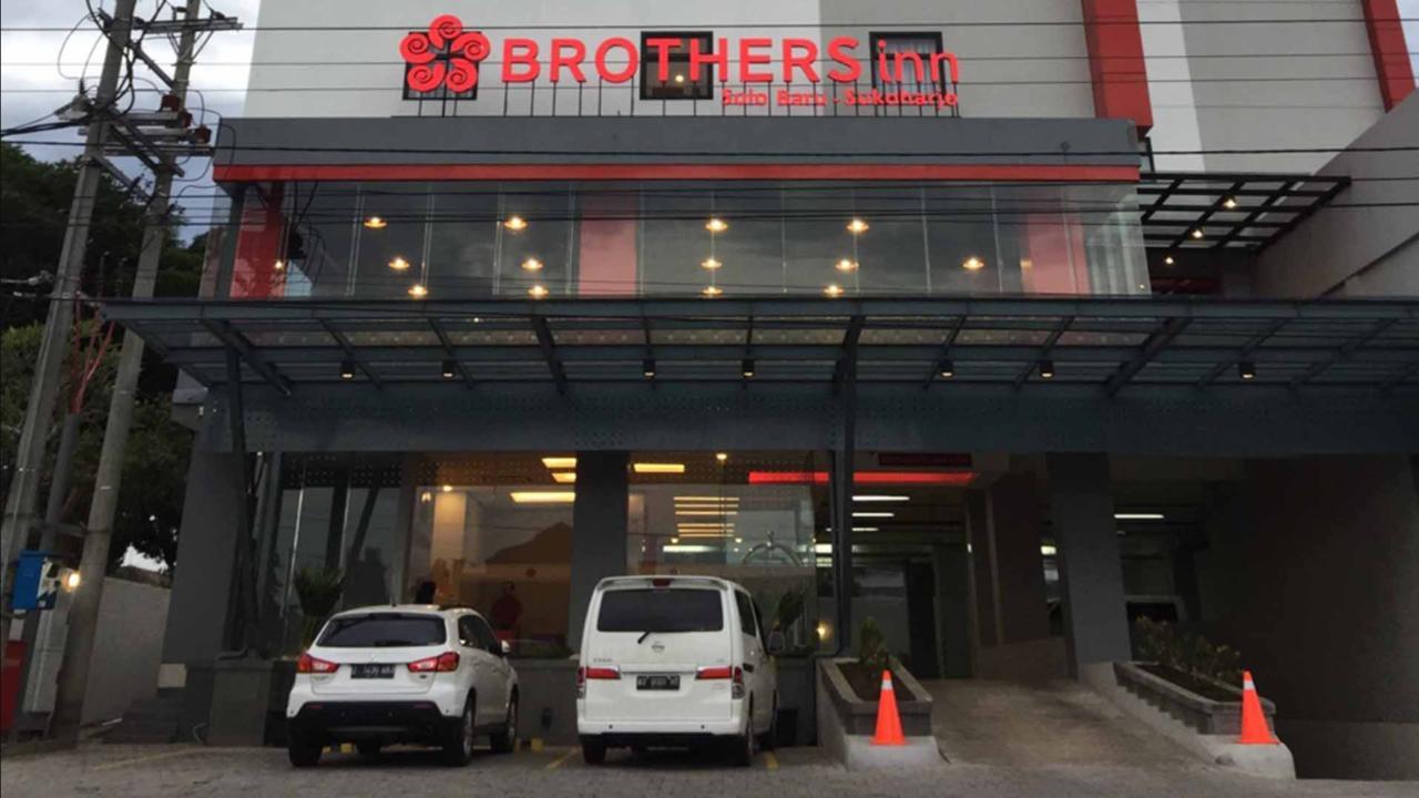 Brothers Inn Sukoharjo Eksteriør bilde